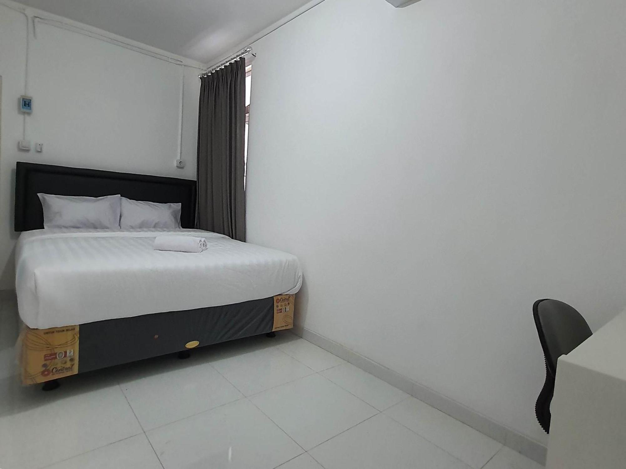 فندق Reddoorz Syariah At Jalan Godean Ngabean المظهر الخارجي الصورة